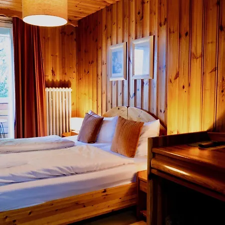 Nest Hotel