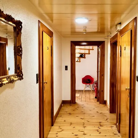 Nest Szálloda 2*