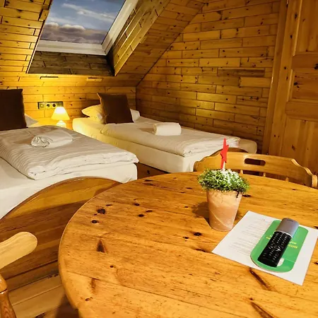 Szálloda Nest 2*