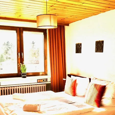 Nest Szálloda 2*