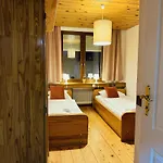 Hotel Nest 3*