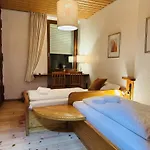 Hotel Nest