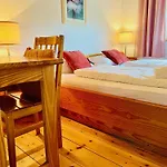Hotel Nest 3*