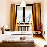 Hotel Nest 3*