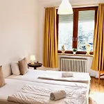 Nest Hotel 3*