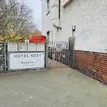 Nest Hotel 3*