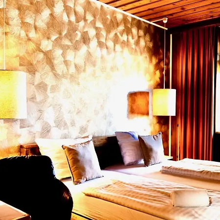 Nest 3*