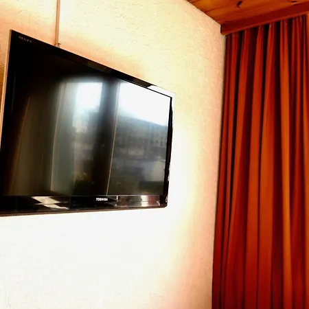 Nest Hotel 3*