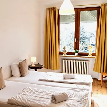 Nest Hotel 3*