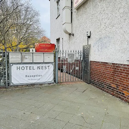Nest Hotel 3*